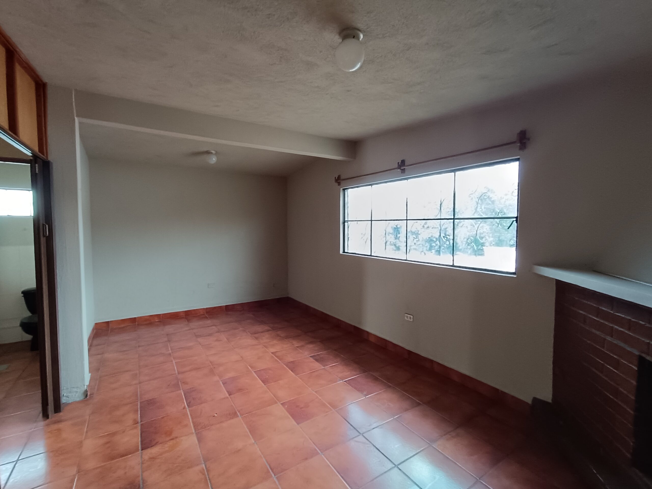 Apartamento en alquiler en Zona 11 – Colonia Granai I