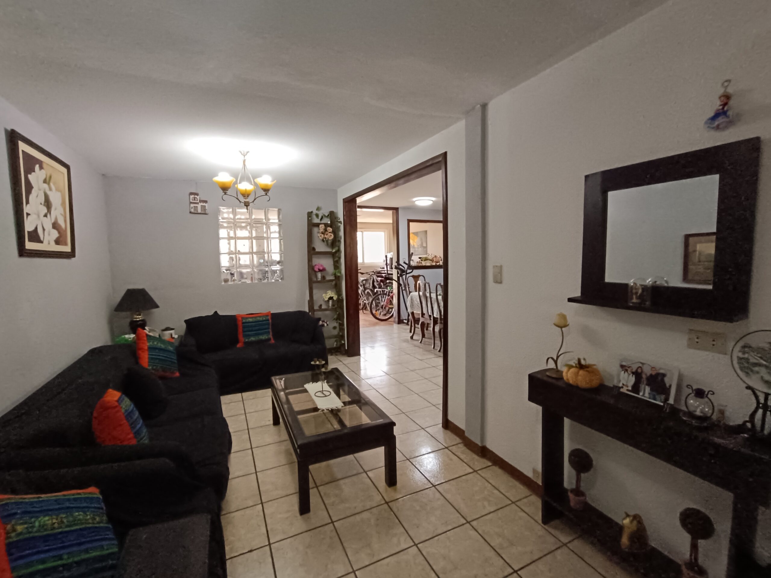 Casa en Venta en Colinas de Monte María Sur, Villa Nueva