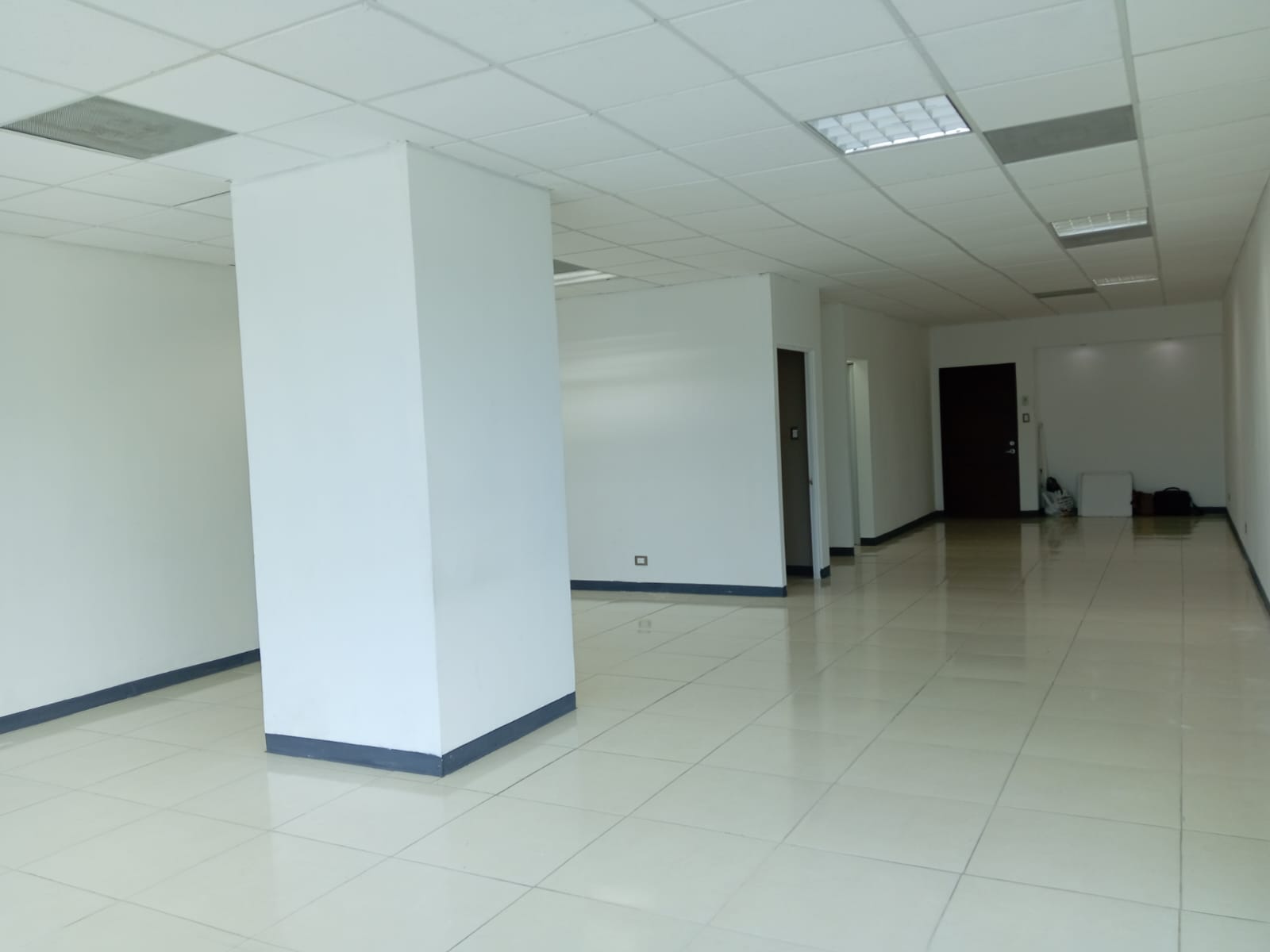 Alquiler de Oficina en Zona Pradera, Zona 10