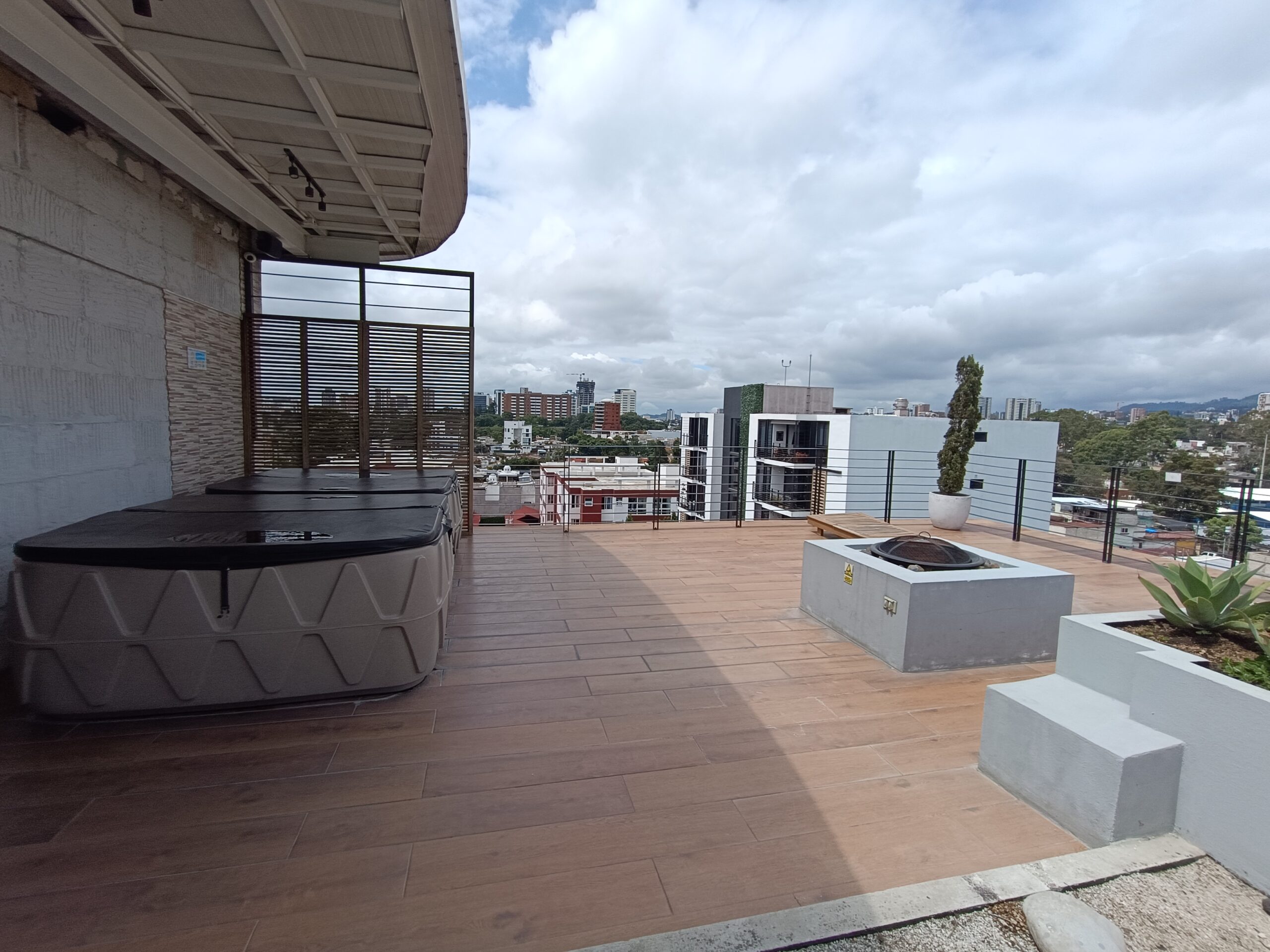 Apartamento Amueblado en Renta en Zona 14