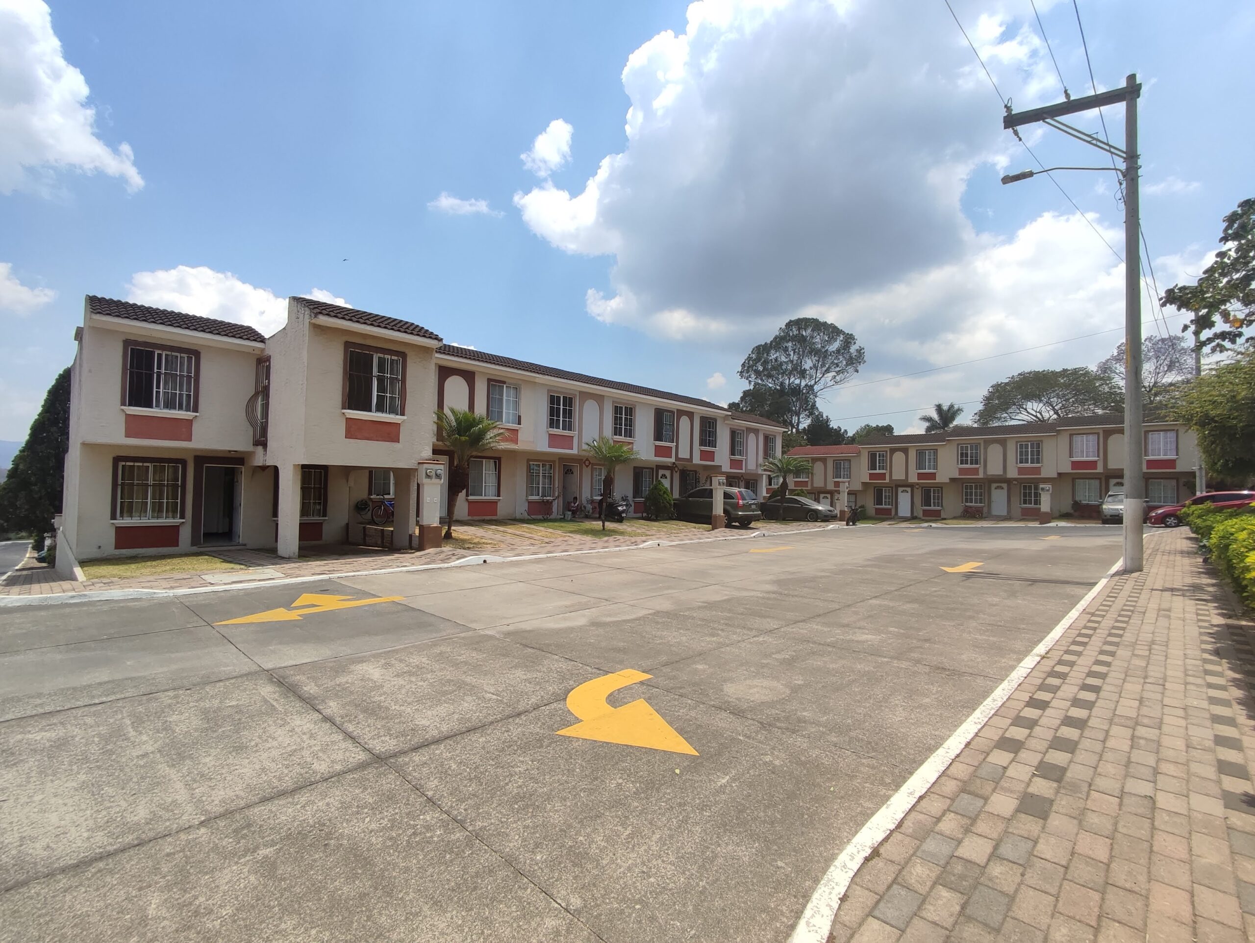 Casa en Alquiler en Condominio Viña del Sur, Villa Nueva
