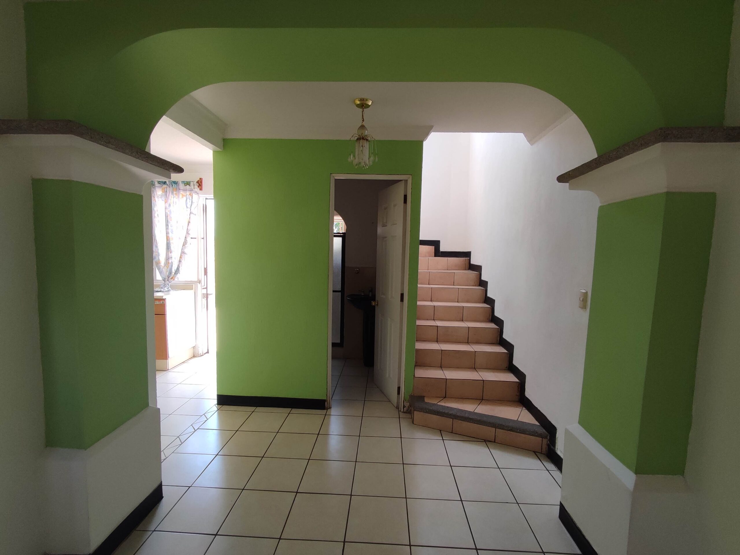 Casa en Alquiler en Condominio Viña del Sur, Villa Nueva