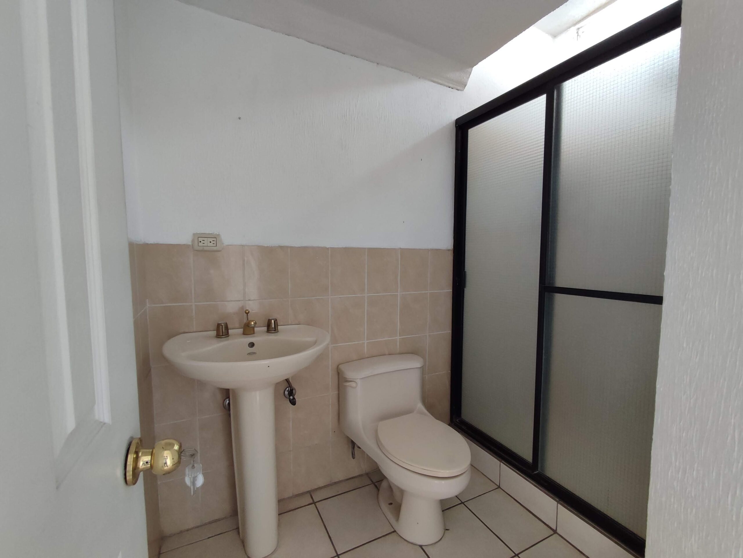 Casa en Alquiler en Condominio Viña del Sur, Villa Nueva