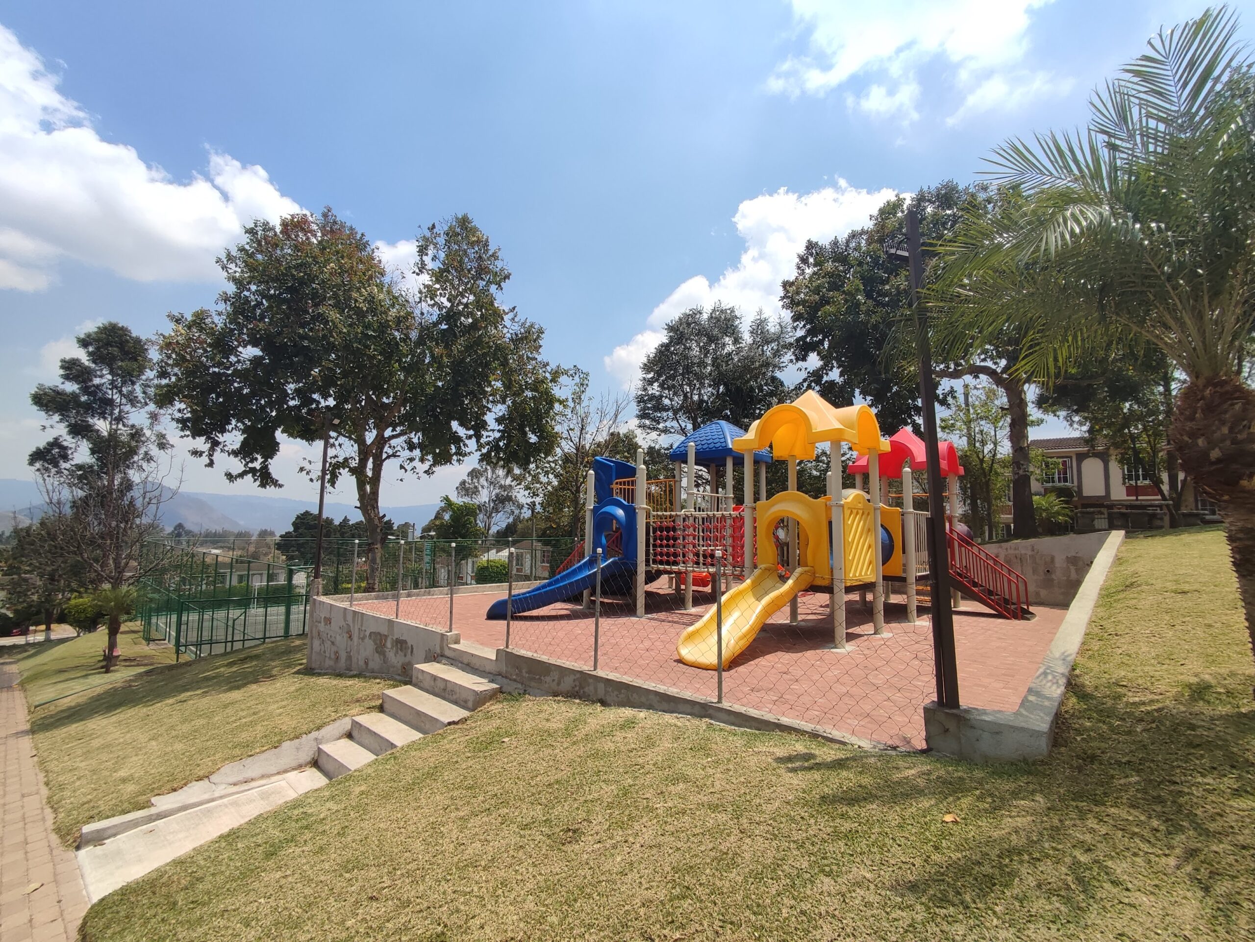 Casa en Alquiler en Condominio Viña del Sur, Villa Nueva